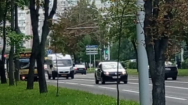 МАЗ 107.066 (ГОС. АК 4084-7) 82с маршрут (остановка "Кинотеатр Электрон") смотреть онлайн