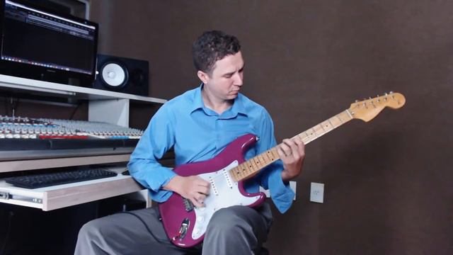 Brazilian version - Fusion rock by Marcelo Loss (me on bass) смотреть онлайн