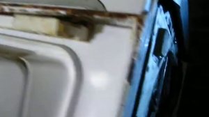 Секреты снятия крышки видео 2 загрузочной дверки, люка с вертикальной загрузкою Indesit / Indezit