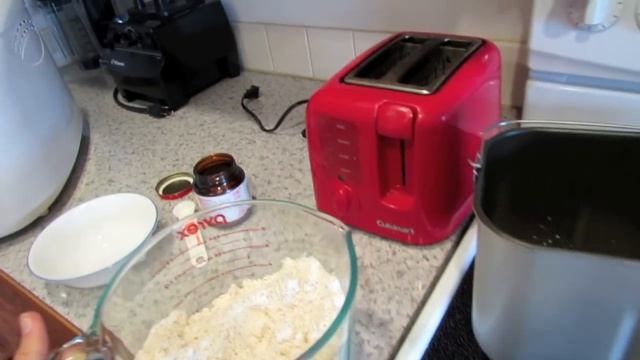 Easy Gluten Free Bread in a Bread Machine смотреть онлайн
