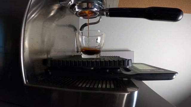 Burg Schokolade Espresso / Lelit Victoria PL91T | erster Versuch offener Siebträger v2 смотреть онлайн
