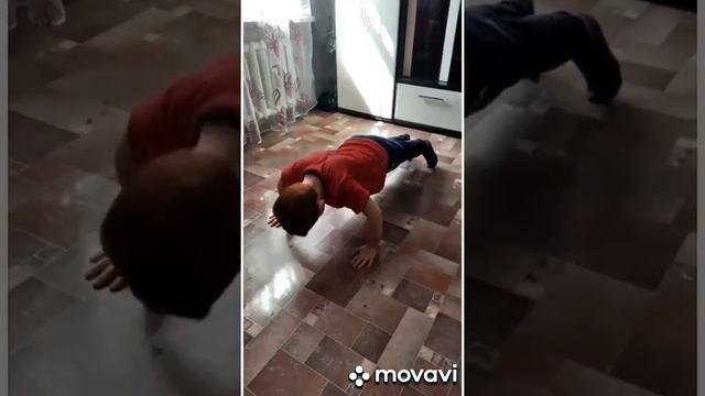 Пандемии не бояться!Лучше дома спортом заниматься! смотреть онлайн