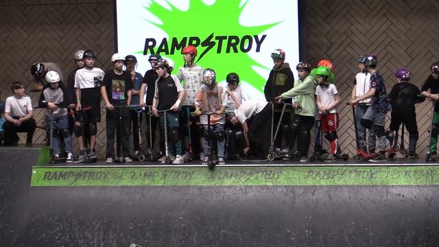 Даня, новички - SCOOTER FEST 2022 чемпионат по экстремальному самокату смотреть онлайн