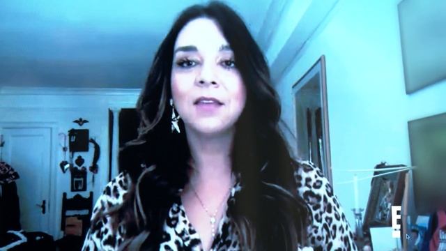 Matt Fraser Provides a Digital Psychic Reading | Meet the Frasers | E! смотреть онлайн