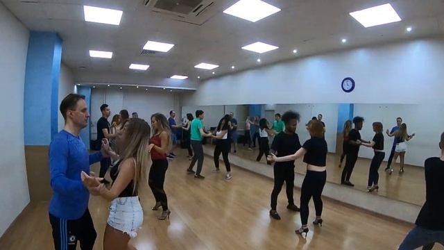 Circharles - Como Yo Hago - Bachata | Edelmiro Bachata Lessons 04.08.2019 смотреть онлайн