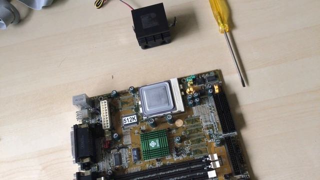 Vintage AMD K6-2 Computer Teardown смотреть онлайн
