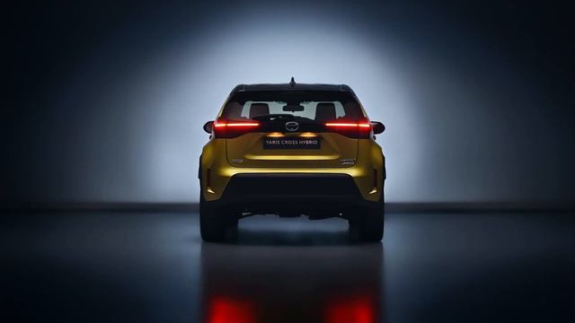 Toyota Yaris Cross 360 смотреть онлайн