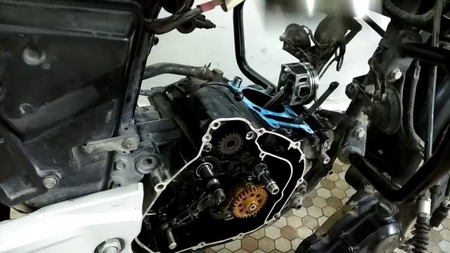 Pulsar 220 new block piston installation смотреть онлайн