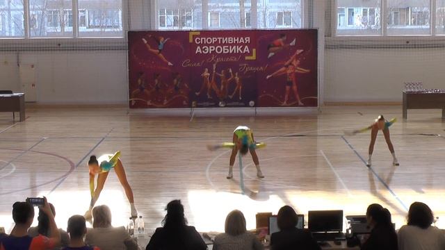 Банарцева Дарья, Арефьева Кристина, Мокеева Полина - спортивная аэробика г.Ульяновск смотреть онлайн