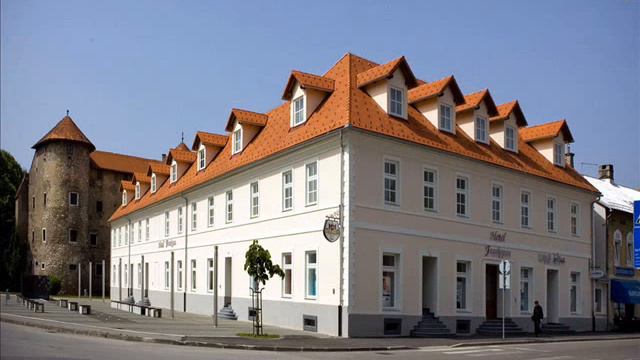 Ogulinski hotel Frankopan смотреть онлайн