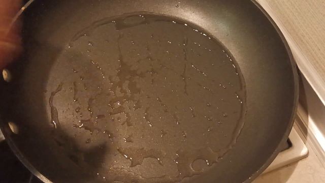 Сочный бифштекс из говядины с яйцом. Просто и вкусно. смотреть онлайн