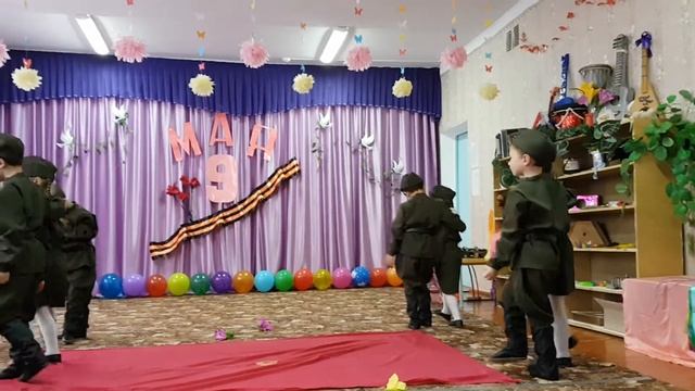 Танец "А закаты алые!!" смотреть онлайн