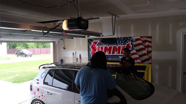 MK6 GTI: FINALLY WRAPPING THE ROOF!!!! смотреть онлайн