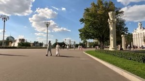 РАССКАЗ: Техничка спасла шефа компании от банкротства… В ответ, он сделал то, от чего офис вздрогну