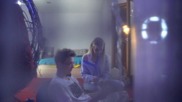 ИГНОРИРУЮ ДЕВУШКУ 24 ЧАСА смотреть онлайн