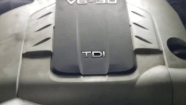 Audi Q7 oil change смотреть онлайн