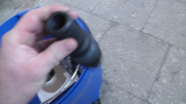 Nilfisk AERO 21-21, сдох пылесос, купили новый. смотреть онлайн