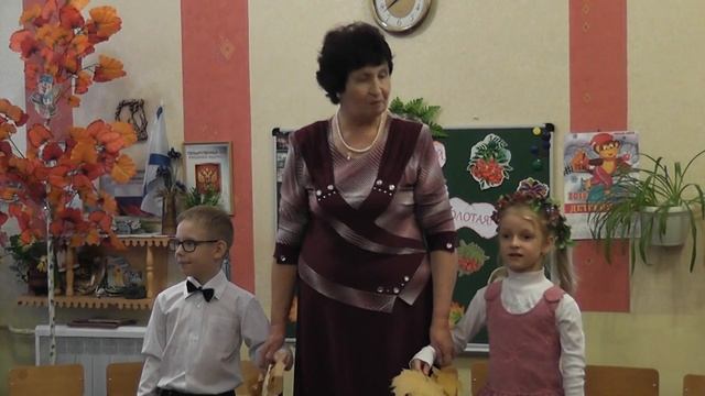 Севастополь ГБДУ №3 Осенний утренник 2016. Часть 1 смотреть онлайн