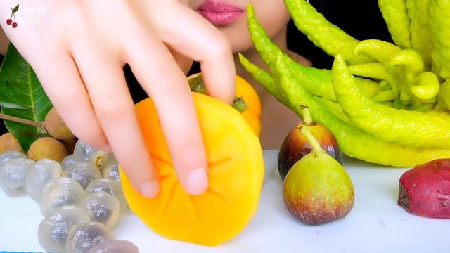 FRUIT ASMR: ASMR FIGS, CACTUS FRUIT, BUDDHA HAND FRUIT, LONGAN, PERSIMMON| ASMR EATING| TracyN ASMR смотреть онлайн