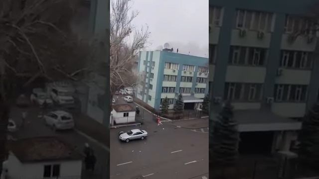 В Алма-Ате сожгли прокуратуру смотреть онлайн