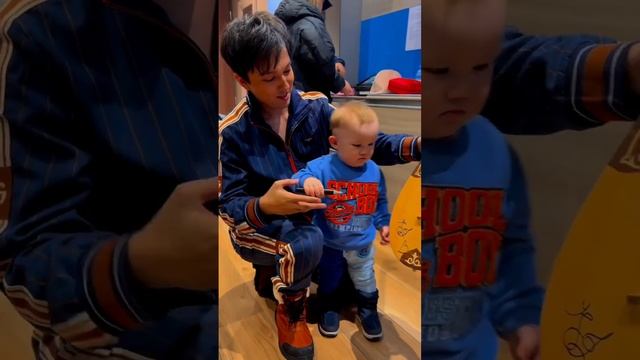 Dimash and his friends. Backstage "Barys Arena" Astana смотреть онлайн