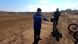 Уроки Мотокросса. Ускорение и Торможение