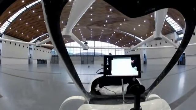 Первый пилотируемый полет в мире с электрическим MultiCopter!!! смотреть онлайн