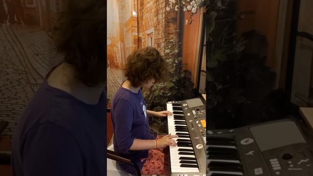 River flows in you//Кавер//Валерочка смотреть онлайн