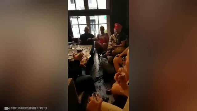 Они не Знали, Что Их Снимает Камера, и Сделали Это смотреть онлайн