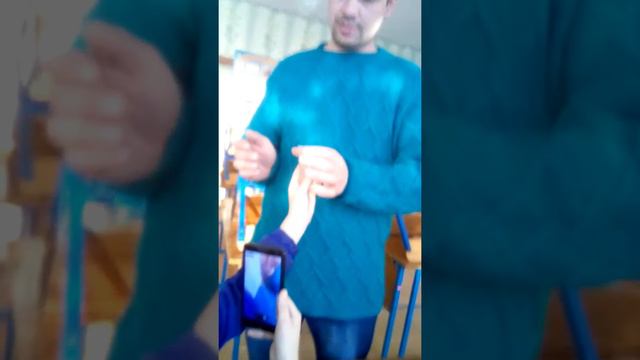 Выращивание кристаллов #1/1 день. 2 3 4 дня не будет просто были выходные и меня в школе не было. смотреть онлайн