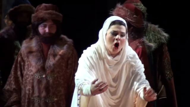 "Князь Игорь", Мужайся княгиня... (исп. Роза Коткеева) смотреть онлайн