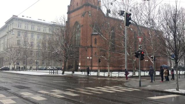 BRNO // ONE DAY TRIP! смотреть онлайн