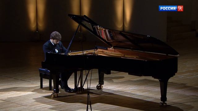 Лукас Генюшас. Шопен. Мазурки и Соната № 3 смотреть онлайн