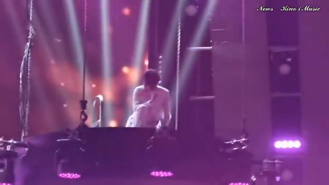 📣Димаш Dimash поёт Махаббат бер маған со зрительным залом Неполадки с аппаратурой✯SUB✯ смотреть онлайн