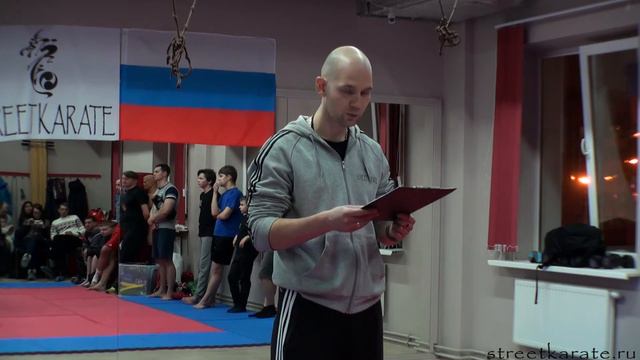 Спарринг и его величество реальный бой - Владислав Толстов (вступление 17.12.16) смотреть онлайн
