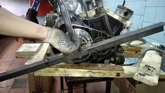 Ремонт двигателя Suzuki Intruder 1500 LC. Часть 6. Установка сцепления. смотреть онлайн