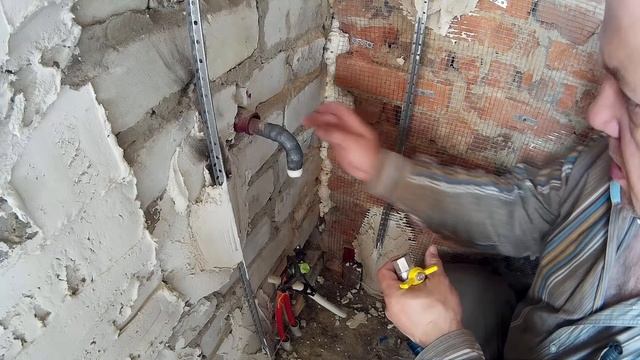 Сварка газовой трубы на кухне. смотреть онлайн