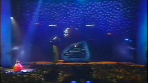 Björk - Big time sensuality (Live)