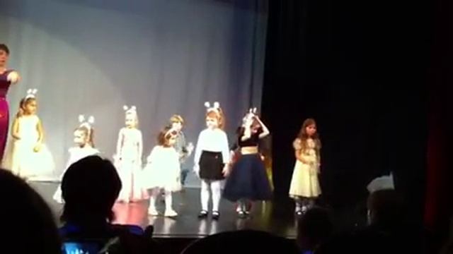 Белые снежинки смотреть онлайн