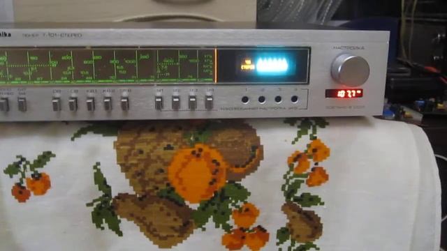 Тюнер Радиотехника Т-101 c FM и Bluetooth смотреть онлайн