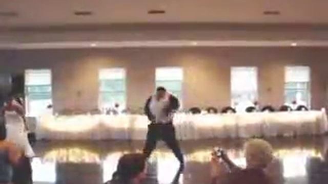 funny wedding dance смотреть онлайн
