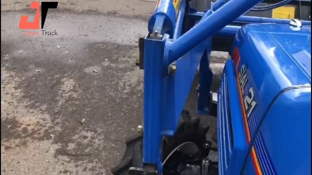 Японский минитрактор с куном Iseki F21F смотреть онлайн
