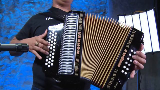 HOHNER CORONA II CLASSIC 3523FB смотреть онлайн