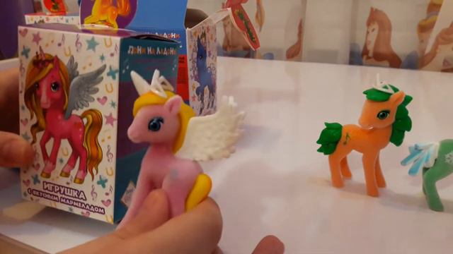 Пони на ладони смотреть онлайн