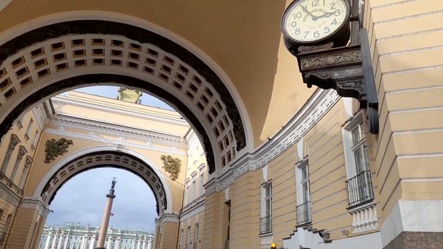 эти часы отсчитывали трагические и счастливые минуты в жизни России смотреть онлайн