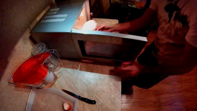 Как приготовить яйца в микроволновке? смотреть онлайн