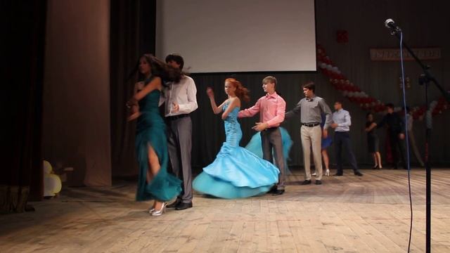 Вальс выпускников 2012 гимназия им Басова-юбилейный год смотреть онлайн