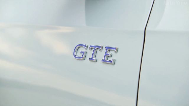 NEW Volkswagen GOLF GTE (2025) - First Look - Exterior смотреть онлайн