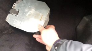 Как снять ЭБУ Ауди 80 б4