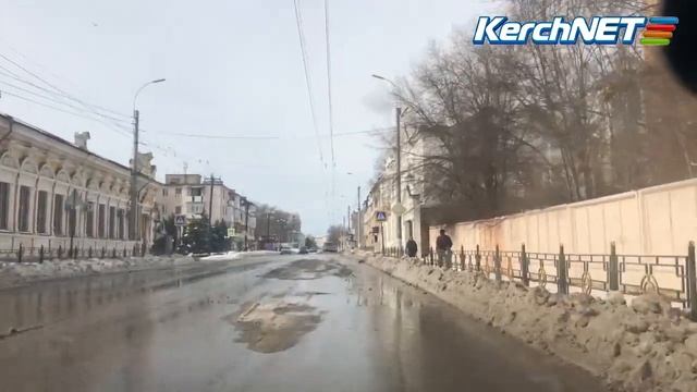Дороги Керчи на четвертый день после снегопада смотреть онлайн